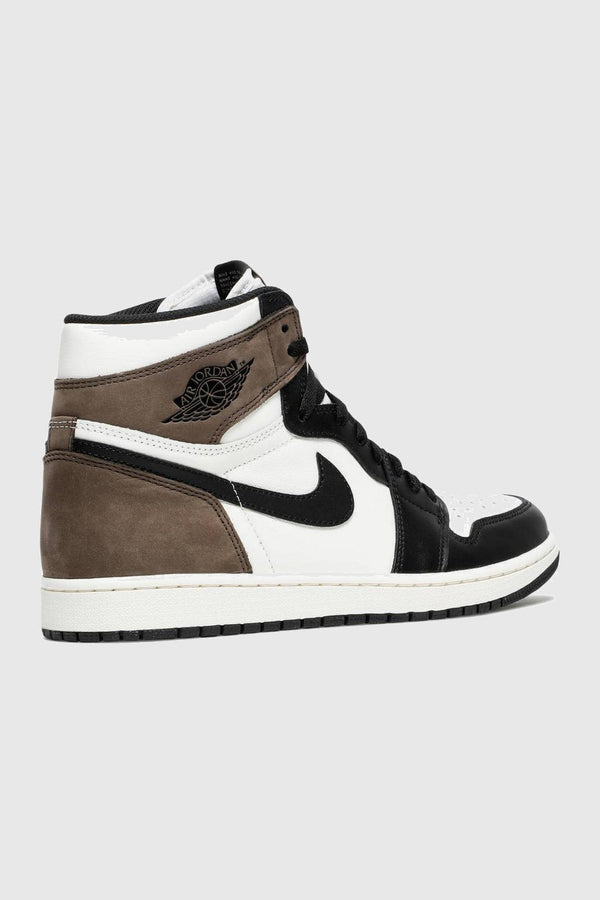 AIR JORDAN 1 RETRO HIGH OG 'DARK MOCHA' - 555088-105