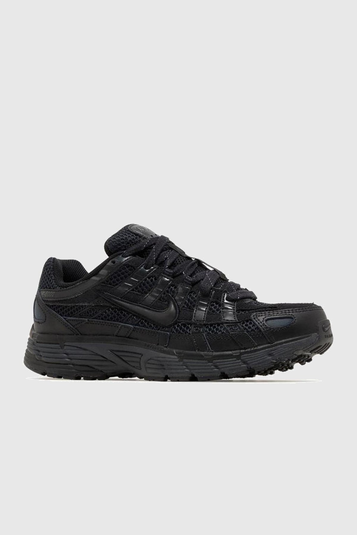 NIKE P-6000 PREMIUM 'TRIPLE BLACK' - FQ8732-010