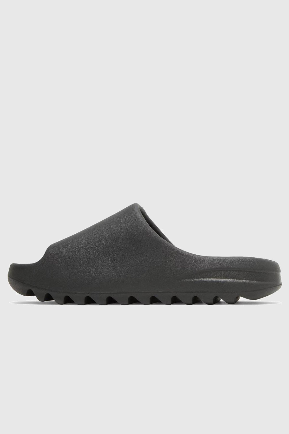 YEEZY SLIDES 'ONYX' - HQ6448
