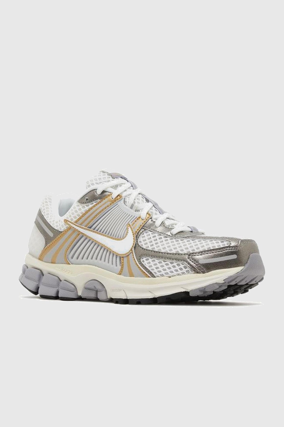NIKE AIR ZOOM VOMERO 5 'METALLIC PEWTER GOLD' - HJ7247-099