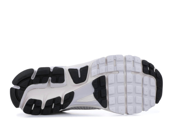 NIKE ZOOM VOMERO 5 SP - BV1358-001