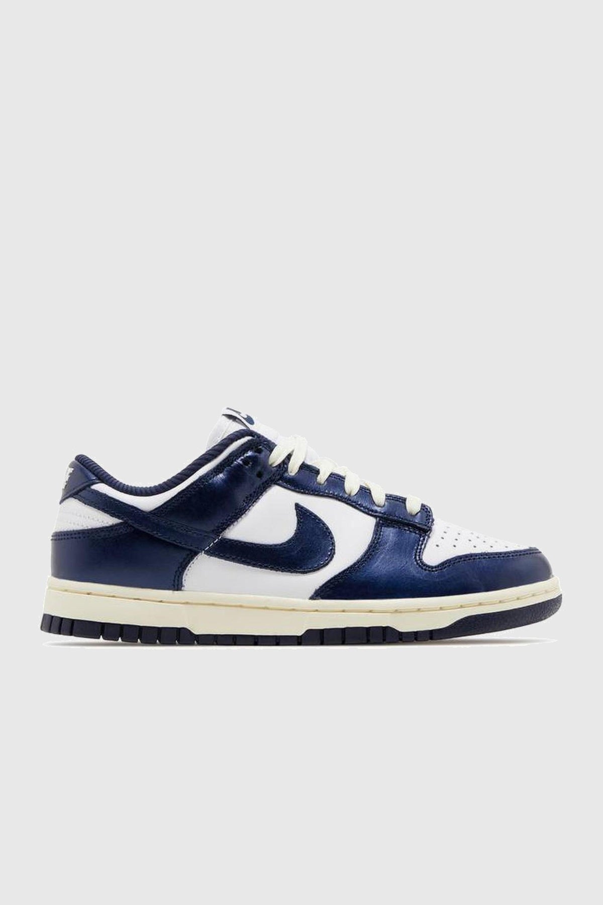 NIKE WMNS DUNK LOW PREMIUM 'VINTAGE NAVY' - FN7197-100
