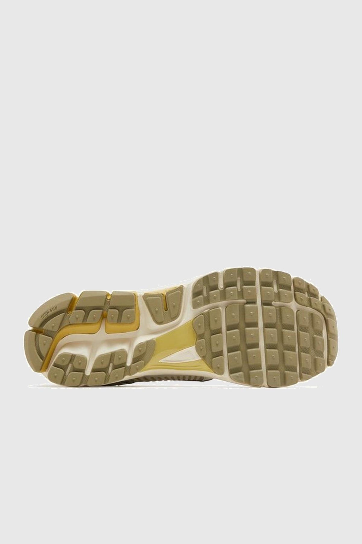 NIKE AIR ZOOM VOMERO 5 'LIGHT BONE OLIVE' - FV0397-001