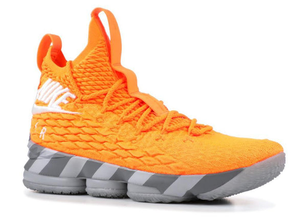LEBRON 15 ORANGE BOX (HOUSE OF HOOPS SPECIAL BOX AND ACCESSORIES) - AR5125-800