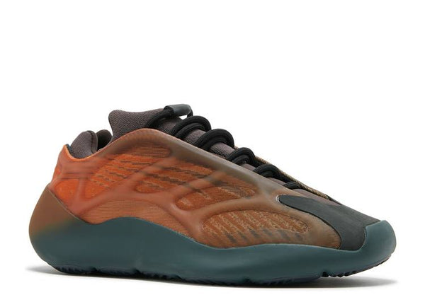 YEEZY 700 V3 'COPPER FADE' - GY4109